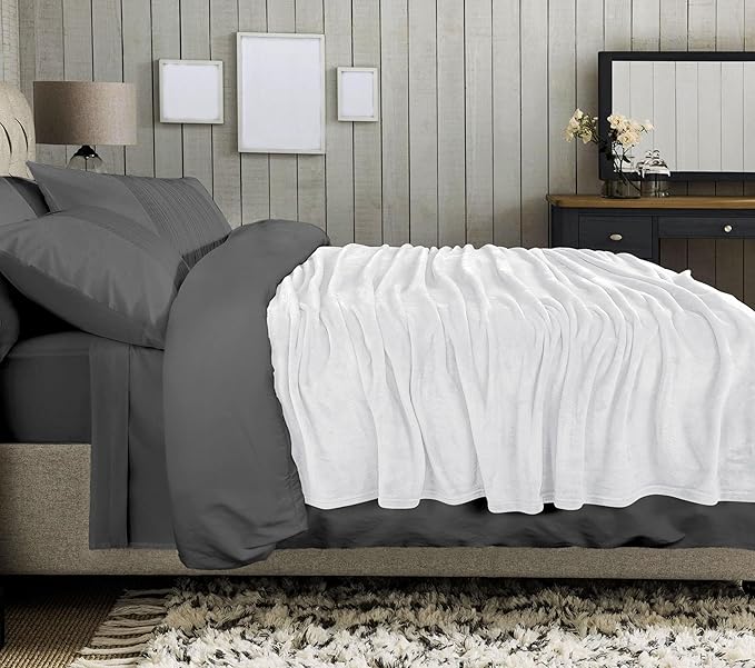 Utopia Bedding White Fleece Blanket Twin Size Lightweight Fuzzy Soft Anti-Static Microfiber Bed Blanket (60x80 Inch)