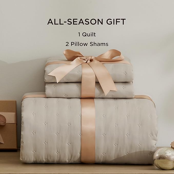 Bedsure King Quilt - Linen Bedspread King Size & Lightweight Comforter, Modern Farmhouse Coverlet with Clover Pattern, Ultra Soft All-Season Bedding, 106 x 96 Inches | Stitch-Free Quilting, Ultra Soft, Lightweight, Machine Washable, Pet-Friendly