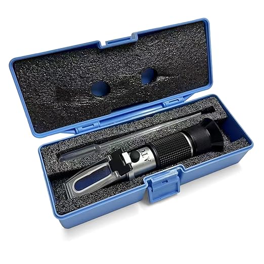Professional 3-in-1 Veterinary Refractometer with ATC - Urine Specific Gravity & Serum Protein Tester for Dogs & Cats - Practical Gift for Vet Students & Pet Owners