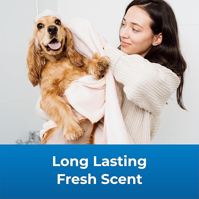 Pet-Ag Fresh ’n Clean Scented Shampoo, Classic Fresh Scent - 18 oz - Moisturizes with Vitamin E & Aloe Vera - Strengthens & Repairs Coats - Soap Free (Pack of 2)