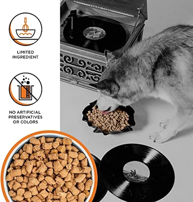 BIXBI Liberty Freeze-Dried Dog Food Topper & Treats, Chicken – 98% Meat & Organs, No Refrigeration – USA Made, 26 oz