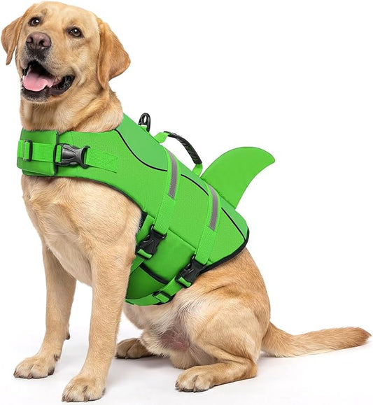 Queenmore Dog Life Jacket High Flotation, Reflective Dog Life Vest for Swimming, Adjustable Dogs Life Preserver Rescue Handle Spring Summer Pool for Small, Medium, Large Dogs (BrightGreen,L)