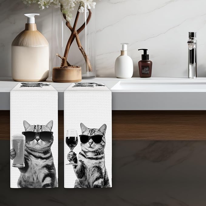 American Shorthair Gifts Cat Wine Kitchen Towels Set of 2, Funny Cats Wine Lover Decorative Hand Dish Towel for Kitchen Home Bar, Gift for Cat Beer Lovers Home Bar Decor(16x24Inch)