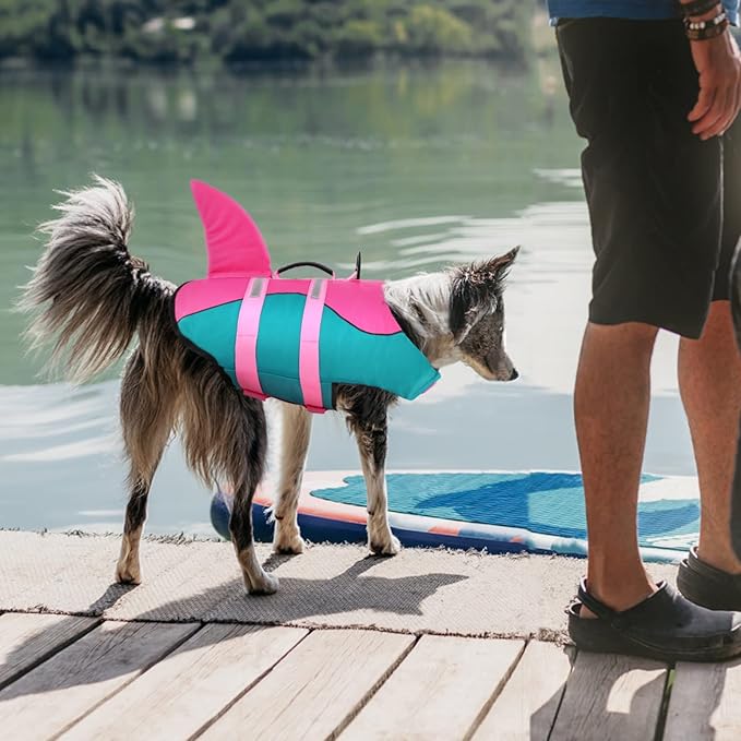 Queenmore Dog Life Jacket,Dog Life Vest for Swimming,Dog Shark Life Jacket with Rescue Handle,Adjustable Reflective Dog Life Preserver for Extra Large Dog,Green 2XL