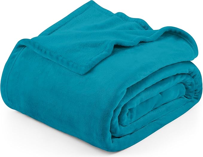 Utopia Bedding Turquoise Fleece Blanket Queen Size Lightweight Fuzzy Soft Anti-Static Microfiber Bed Blanket (90x90 Inch)