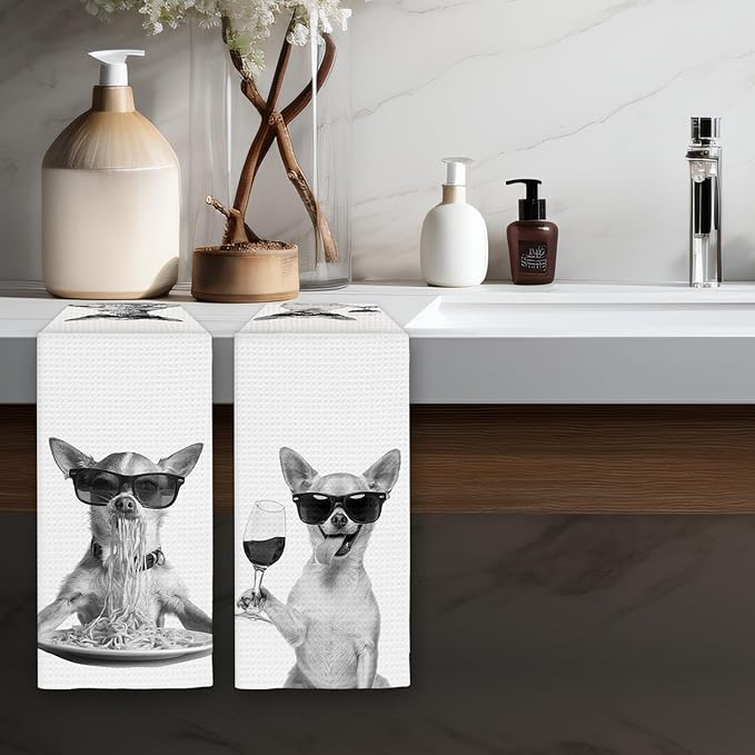 Chihuahua Gifts Wine Kitchen Towels Set of 2, Funny Chihuahua Dog Eating Pasta Decorative Hand Dish Towel for Kitchen Home Bar, Gift for Dog Wine Lovers Home Bar Decor(16x24Inch)