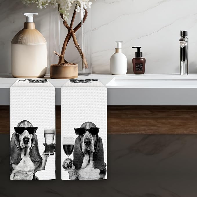 Gifts for Basset Hound Dog Wine Lovers Kitchen Towels Set of 2, Basset Hound Gifts Wine Decorative Hand Dish Towel for Kitchen Home Bar, Funny Dog Beer Lover Home Bar Cart Decor(16x24 Inch)