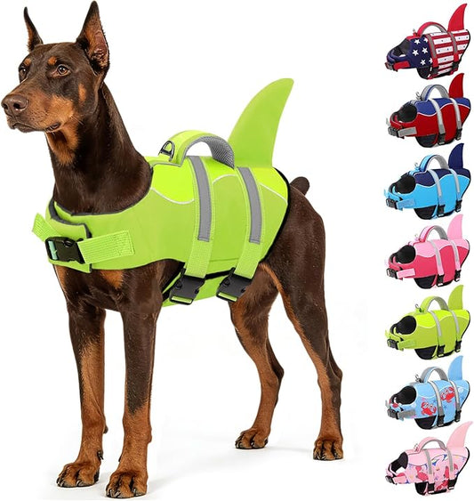 AOFITEE Dog Life Jacket, Dog Life Vest for Swimming, Shark Dogs Swimming Vest with Rescue Handle and Reflective Stripe, Ripstop Pet Float Coat Swimsuit Lifesaver Small Medium Large Dogs Green M