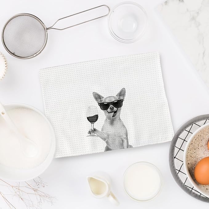 Chihuahua Gifts Wine Kitchen Towels Set of 2, Funny Chihuahua Dog Eating Pasta Decorative Hand Dish Towel for Kitchen Home Bar, Gift for Dog Wine Lovers Home Bar Decor(16x24Inch)