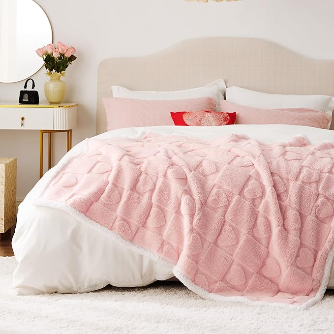 Bedsure Valentines Day Throw Blanket - Soft and Warm Sherpa Heart Throws Valentines Day Decor Gifts for Her, Love Pink 50"x60"