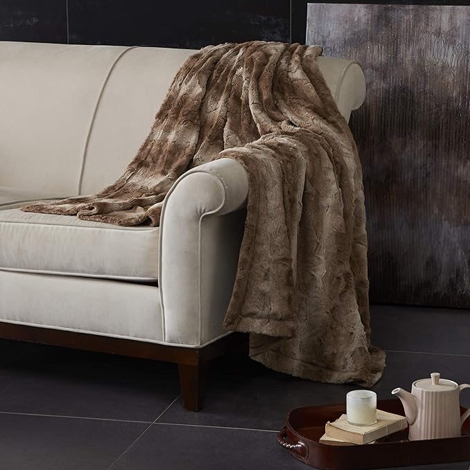 Madison Park Zuri Soft Plush Luxury Oversized Faux Fur Throw Animal Stripes Design, Faux Mink On The Reverse, Modern All Seasons Blanket for Bed, Sofa Couch, Office, Tan, 96x80"