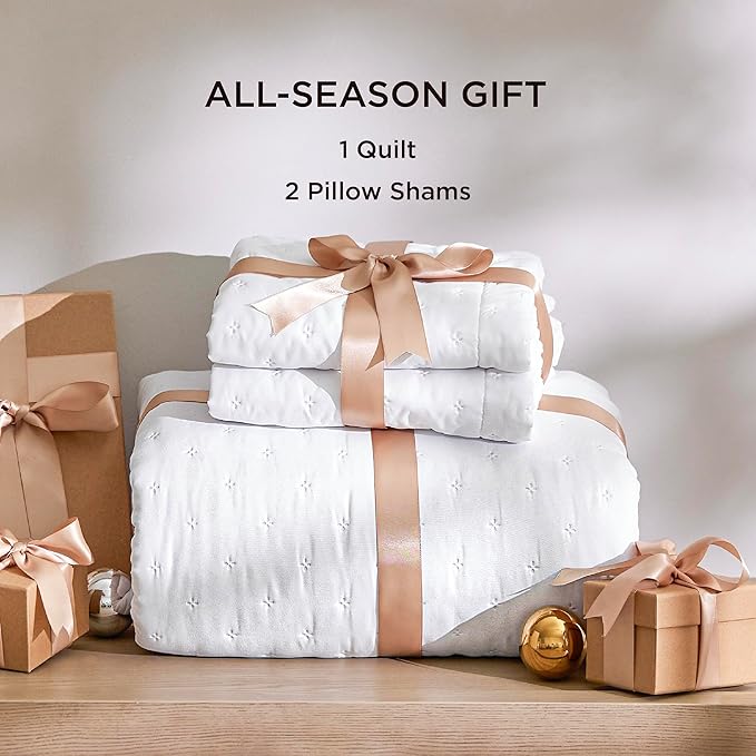 Bedsure California King Quilt - Bright White Bedspread California King Size & Lightweight Comforter, Modern Coverlet with Clover Pattern, Ultra Soft All-Season Bedding, 111x106 Inches | Stitch-Free Quilting, Ultra Soft, Lightweight, Machine Washable, P...