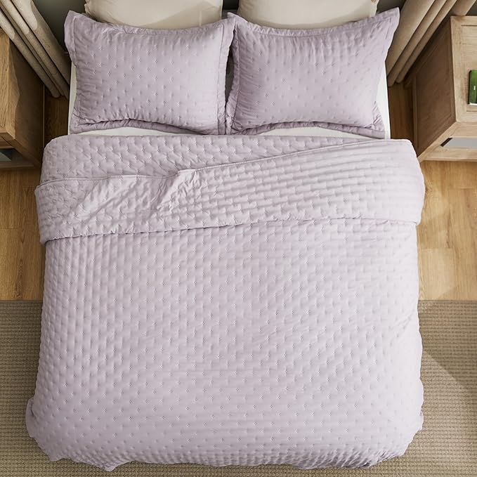 Bedsure King Quilt - Purple Bedspread King Size & Lightweight Comforter, Modern Farmhouse Coverlet with Clover Pattern, Ultra Soft All-Season Bedding, 106 x 96 Inches | Stitch-Free Quilting, Ultra Soft, Lightweight, Machine Washable, Pet-Friendly