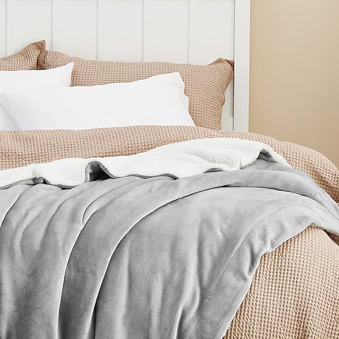 Bedsure GentleSoft Sherpa Fleece Throw Blanket for Couch, Non-Heated, Thick and Warm Throw for Women and Men, Soft Fuzzy Plush Blanket for Winter, Light Grey, 50x60 Inches