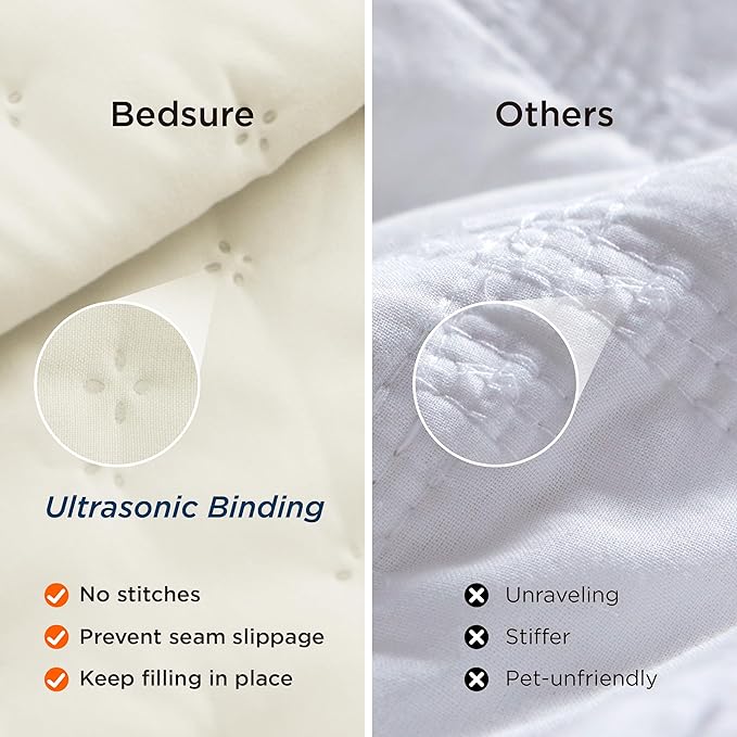 Bedsure King Quilt - Cream Bedspread King Size & Lightweight Comforter, Modern Cottage Coverlet with Clover Pattern, Ultra Soft All-Season Bedding, 106 x 96 Inches | Stitch-Free Quilting, Ultra Soft, Lightweight, Machine Washable, Pet-Friendly