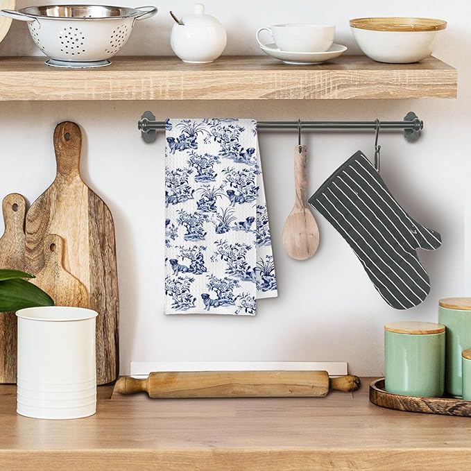 Blue Chinoiserie Pug Kitchen Towels, Gifts for Pug Lovers Women Dish Tea Towels for Kitchen Decor, Grand Millenial Floral Dog Decorative Hand Towels for Bathroom, 16x24 Inches