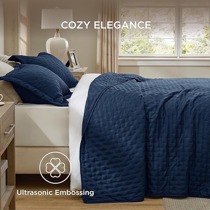 Bedsure King Quilt - Navy Blue Bedspread King Size & Lightweight Comforter, Modern Coverlet with Clover Pattern, Ultra Soft All-Season Bedding, 106 x 96 Inches | Stitch-Free Quilting, Ultra Soft, Lightweight, Machine Washable, Pet-Friendly