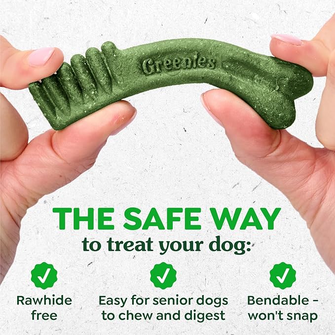 Greenies Dental Treats for Dogs, Veterinarian-Recommended Aging Care Adult Natural Dental Dog Treats, Large Size, 27 oz. Pack, 17 Count