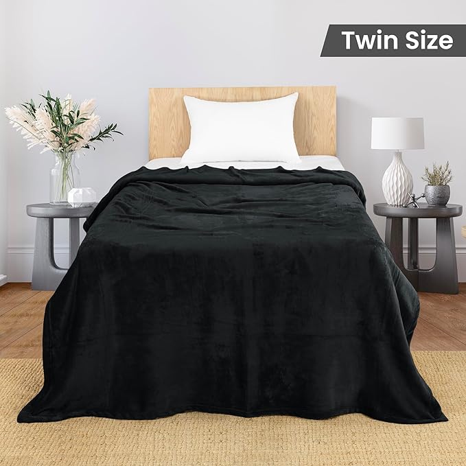 Utopia Bedding Black Fleece Blanket Twin Size Lightweight Fuzzy Soft Anti-Static Microfiber Dorm Bed Blanket (90x66 Inch)