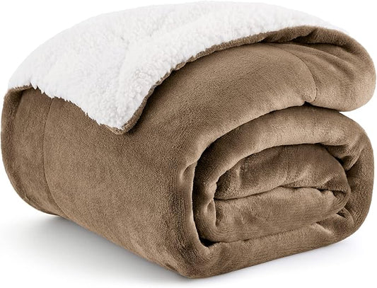 Bedsure GentleSoft Sherpa Fleece Throw Blanket for Couch, Non-Heated, Thick and Warm Throw for Women and Men, Soft Fuzzy Plush Weight Kids Blanket for Winter, Camel, 50x60 Inches
