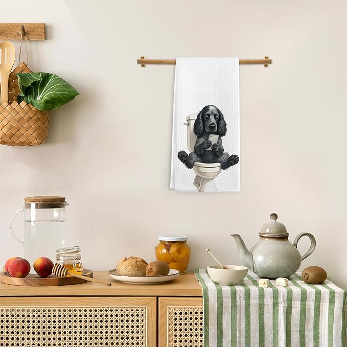 Black Cocker Spaniel Dog Hand Towels for Bathroom Decor, Funny Dog Lover Gifts Dish Tea Towels, Cocker Spaniel Gifts Looking at Phone Hand Towel for Toilet Kitchen Washroom Decor, 16x24 Inch