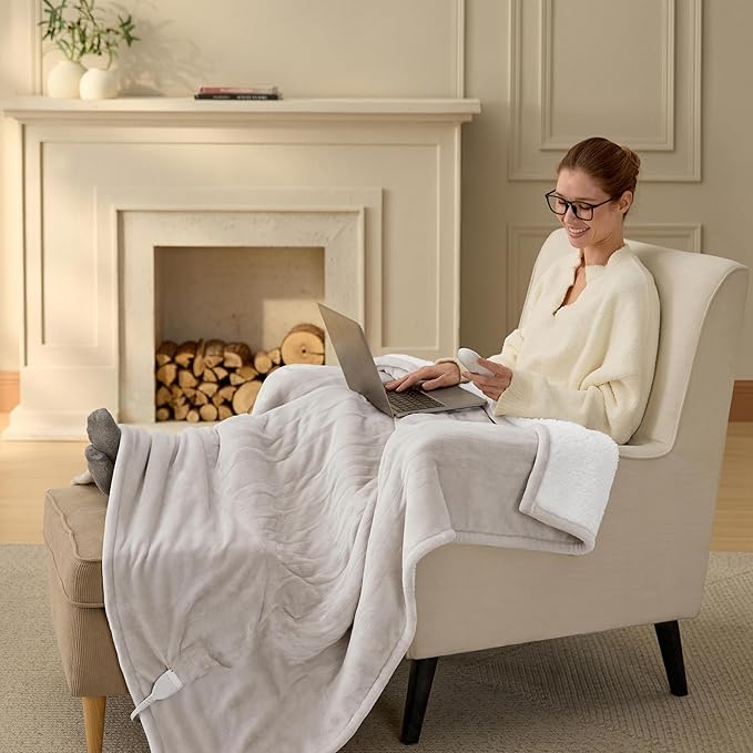 Bedsure Heated Blanket Throw Blanket - Fast Heating Electric Blanket, Soft Flannel Throw with 6 Time Settings(Up to 10H), 6 Heating Settings, Gifts for Grandma & Grandpa & Seniors (50"x60", Cream)