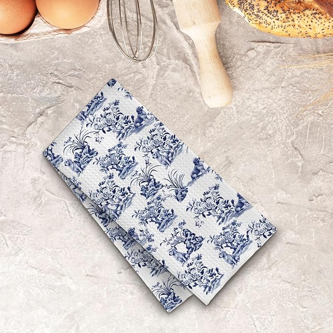 Blue Chinoiserie Golden Retriever Kitchen Towels, Golden Retriever Gifts for Women Dish Tea Towels for Kitchen, Grand Millenial Floral Dog Decorative Hand Towels for Bathroom, 16x24 Inches