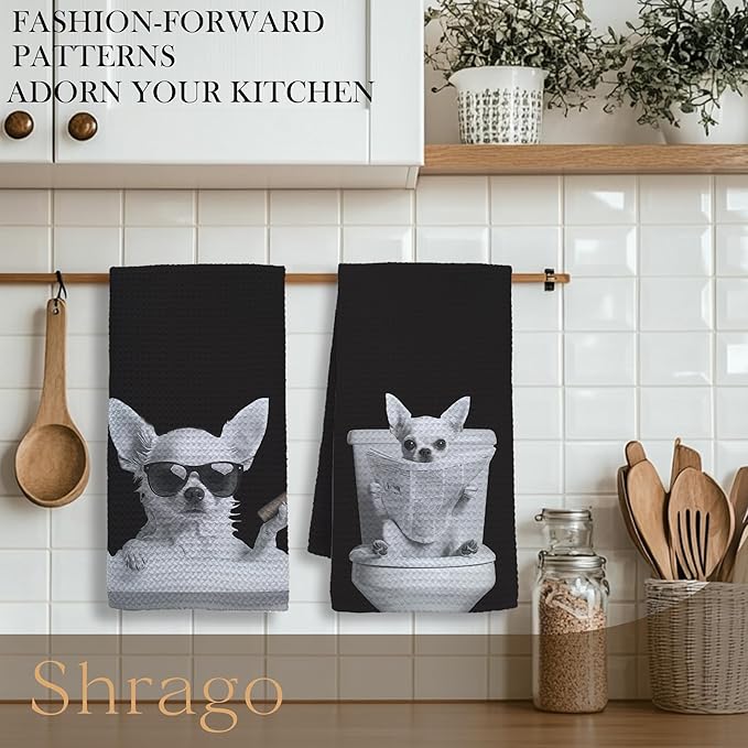 Funny Chihuahua Bathroom Hand Towels, Dog Bathroom Decor, Chihuahua Gifts for Women Men Hand Towels for Bath Room Washroom, Gifts for Dog Lovers, 16x24 Inch Set of 2