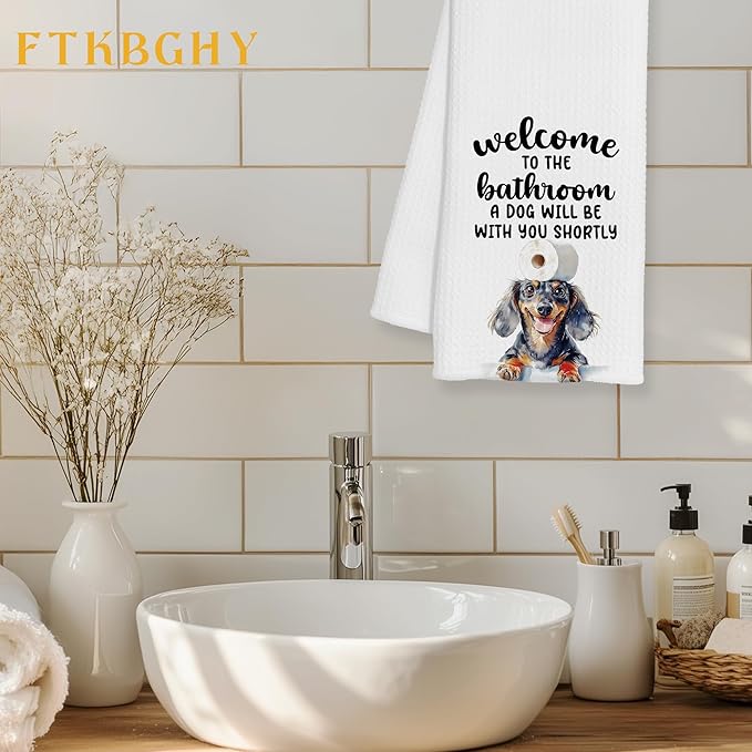 Funny Wiener Dog Hand Towels for Bathroom Decor, Dachshund Gifts for Women Men, Dog Lover Gifts Decorative Hand Towels for Bathroom Restroom Room, 16x24 Inch