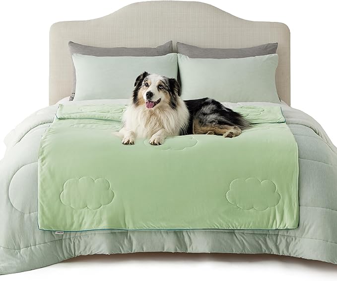 LE SURE Premium Cooling Blankets for Extra Large Dogs - Washable Dog Cooling Throw Blanket with Q-MAX>0.4，Durable Self Cooling Pet Mat for Cat, Cooling Summer Blanket for Hot Weather, Green, 50x60