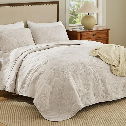 Bedsure King Size Quilt - Stitch-Free Ultrasonic Quilting, Beige Bedspread with Modern Vintage Mandala Embossed Pattern, Lightweight All-Season Comforter & Coverlet, 106 x 96 Inches | Stitch-Free Quilting, Ultra Soft, Lightweight, Machine Washable, Pet...