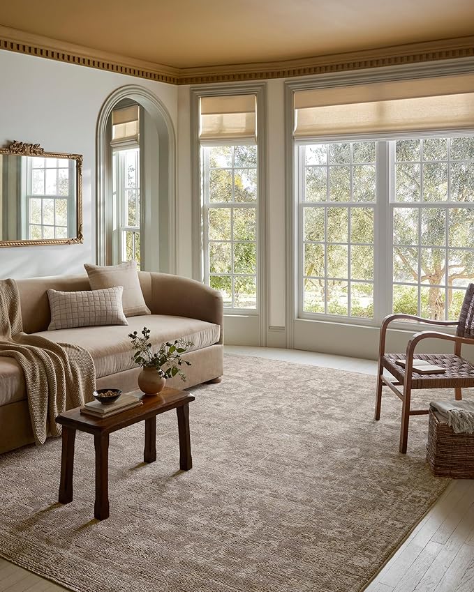 Loloi Magnolia Home by Joanna Gaines Pace Collection PAC-03 Taupe/Wheat 9'-6" x 9'-6" Round Area Rug