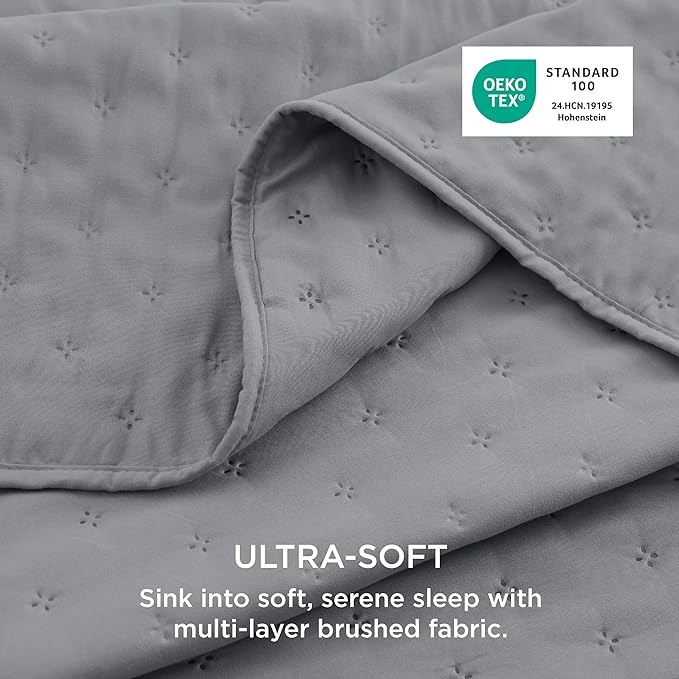 Bedsure Quilts Queen Size - Grey Bedspread Queen Size & Lightweight Comforter, Modern Coverlet with Clover Pattern, Ultra Soft All-Season Bedding, 90 x 96 Inches | Stitch-Free Quilting, Ultra Soft, Lightweight, Machine Washable, Pet-Friendly