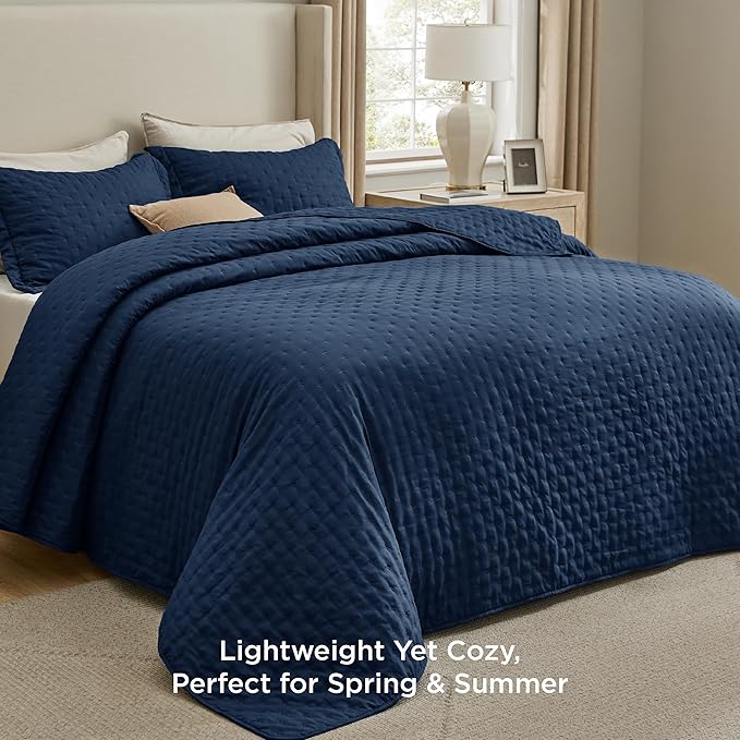 Bedsure King Quilt - Navy Blue Bedspread King Size & Lightweight Comforter, Modern Coverlet with Clover Pattern, Ultra Soft All-Season Bedding, 106 x 96 Inches | Stitch-Free Quilting, Ultra Soft, Lightweight, Machine Washable, Pet-Friendly