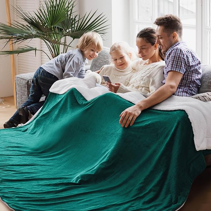 Bedsure GentleSoft Sherpa Fleece Cal King Blankets for Bed, Non-Heated, Thick and Warm Oversized Throw for Women and Men, Soft Fuzzy Plush Large Blanket for Winter, Forest Green, 112x98 Inches
